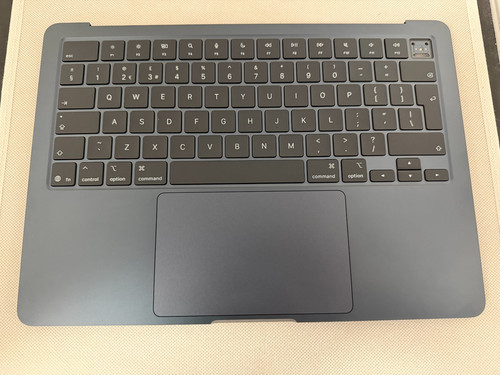 Apple macbook air m4 top - macbook,